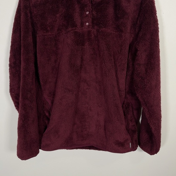 EDDIE BAUER | SNAP MOCK BURGUNDY FLEECE PLUSH PULLOVER - Picture 3 of 12